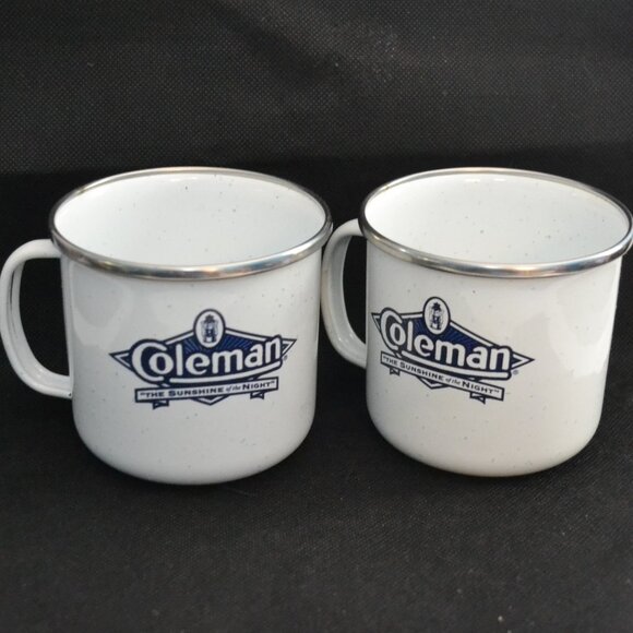 Pair Of Vintage Coleman Enamel Metal Cups Made In Taiwan White - Picture 1 of 10